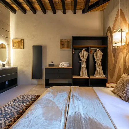 Villa Woodloft, A Unique Place With An Indoor Pool!