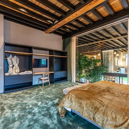 Villa Woodloft, A Unique Place With An Indoor Pool! Sevrier