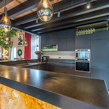 Woodloft, A Unique Place With An Indoor Pool! Villa *